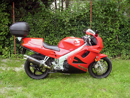 Fater Gépe Honda vfr 750 f rc36