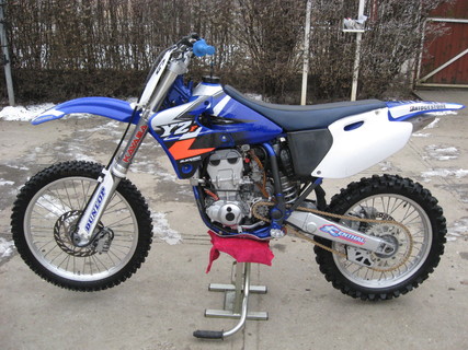 YAMAHA YZ 426 F