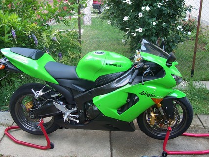 2005 ZX636R