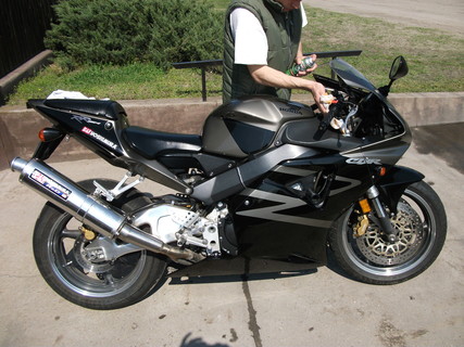 Honda cbr 954RR