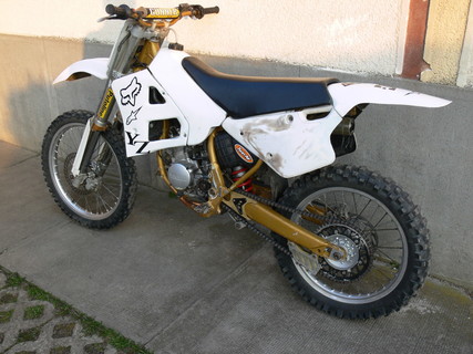 YZ 125 házilag matricák