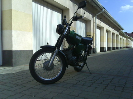 SIMSON 2011 Április