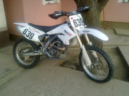 Suzuki RM250 - Z