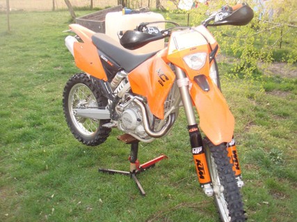 KTM 525