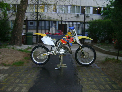 Suzuki Rm125