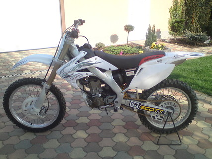 Honda CR 250 F