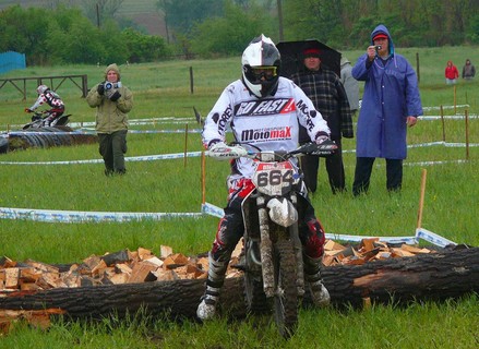 Endurocross majális Mór