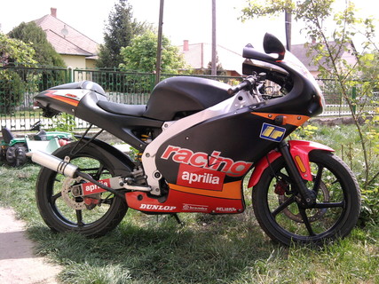 Aprilia Rs - em