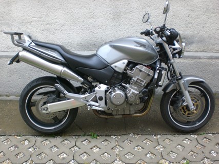 Honda cb900f HORNET