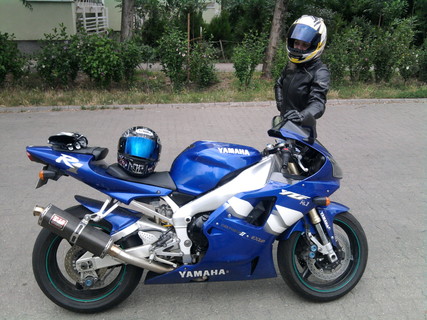 R1 Blue Edition