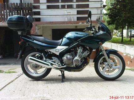 Yamaha XJ 600