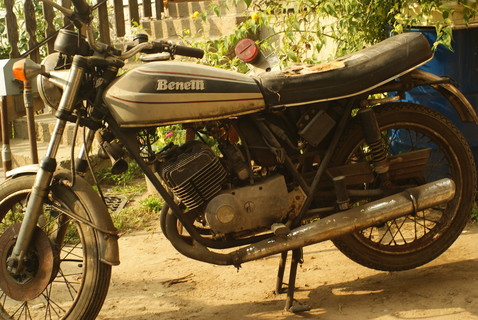 Benelli250 2C