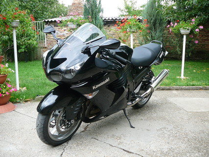 ZZR1400