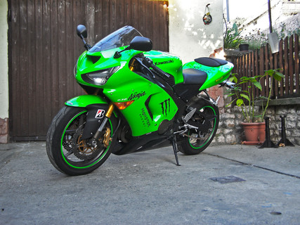 ZX6 - R