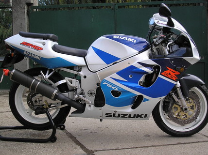 Suzuki GSX750R