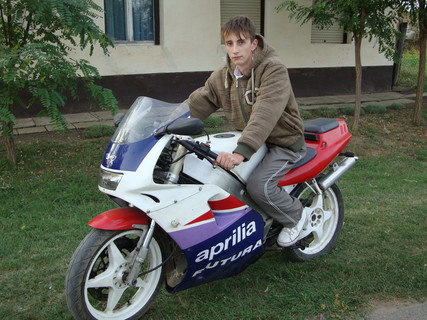 Aprillia af1 125