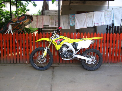 Suzuki rmz 450