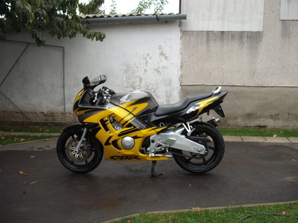 HONDA CBR 600 F