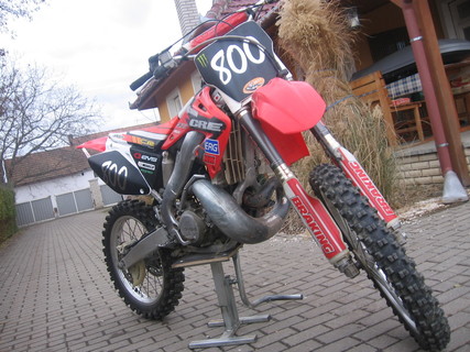 CR 250 R3