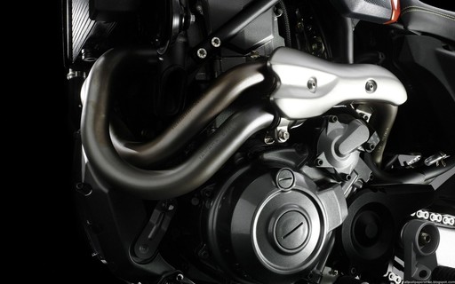 82 Motorcycle Details Wallpapers