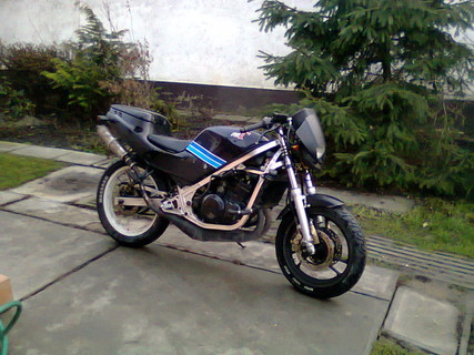 új motorom RG 250