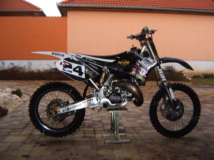 Yamaha YZ144