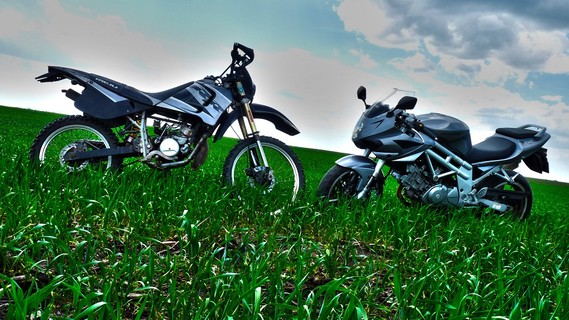 Hyosung GT650S OFF - ROAD & Rieju 50RR