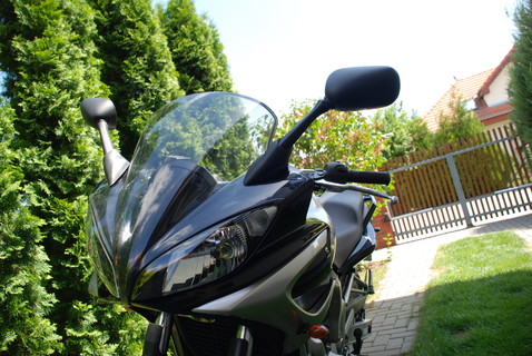 Yamaha Fazer 600