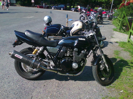 XJR400