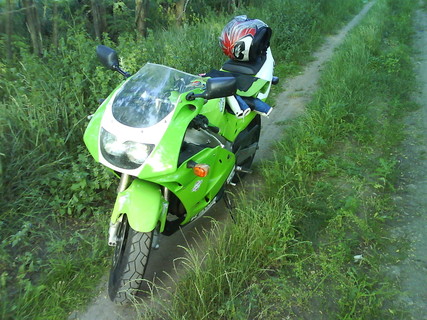 Kis ZXR 250