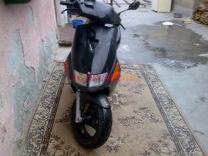 Aprilia SR