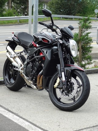 Reloaded: MV Agusta Brutale 1090 R