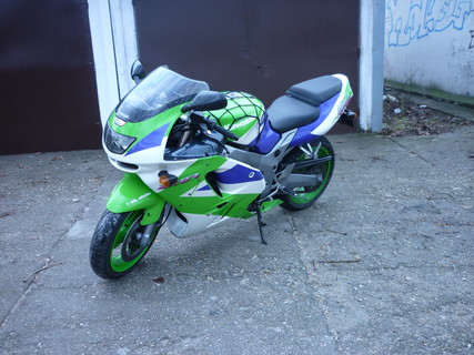 Kawasaki Ninja ZX - 9