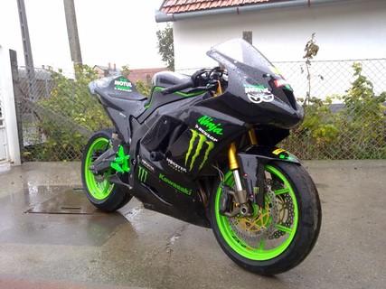 Kawasaki ZX6 - R