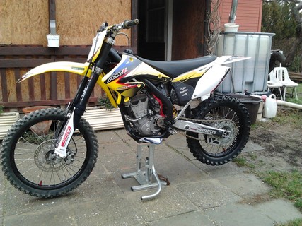 RM - Z 250