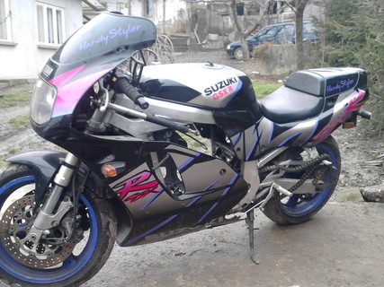 Suzuki Gsx - r 750 W