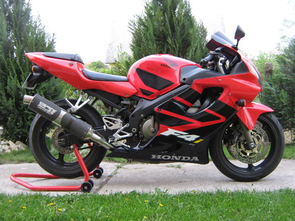 Cbr 600 fs: - )