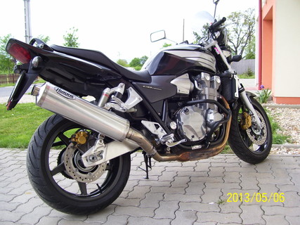 Cb 1300