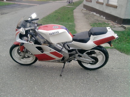 TZR 125