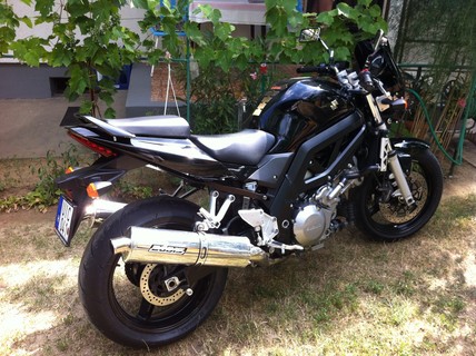 Suzuki SV 1000N