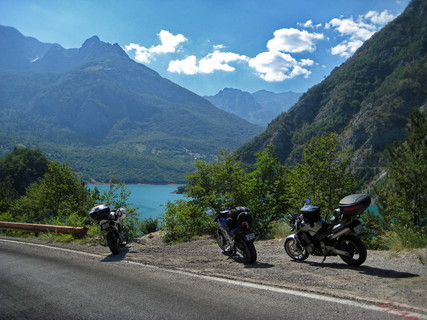 Bosnia, Montenegró, Horvát