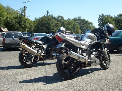 Sv1000s