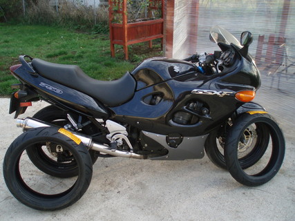 GSX750F