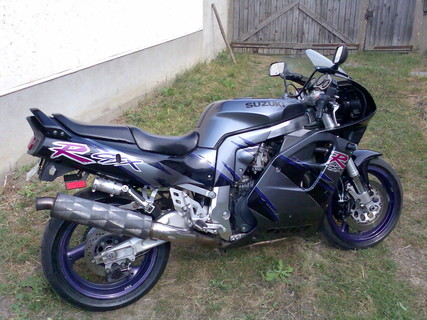 Az elsőGSXR1100W