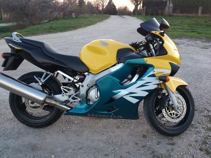 CBR F4