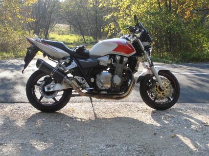 Cb 1300 első szezon