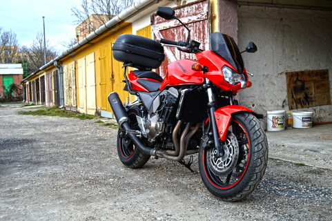 Z750