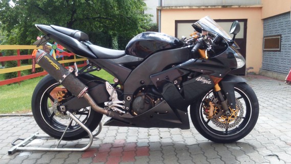 ZX10R