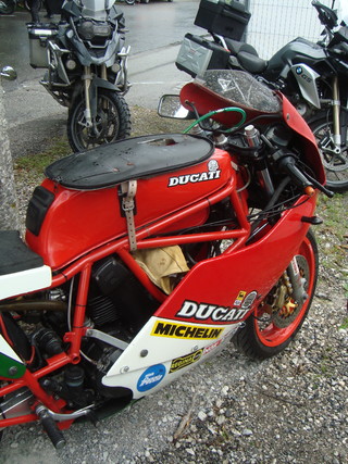 DUCATI 750 F1