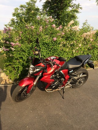 Cb1000r